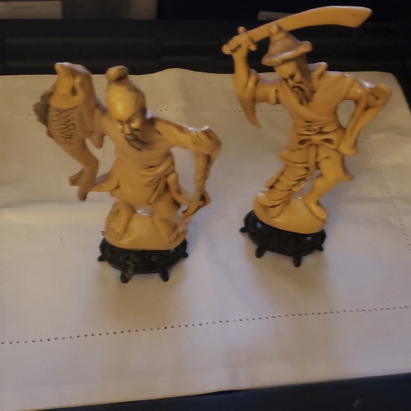 Japanese Statues - Picture 1 of 4